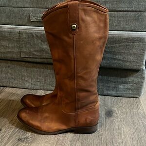 Women’s FRYE boots size 10 B
